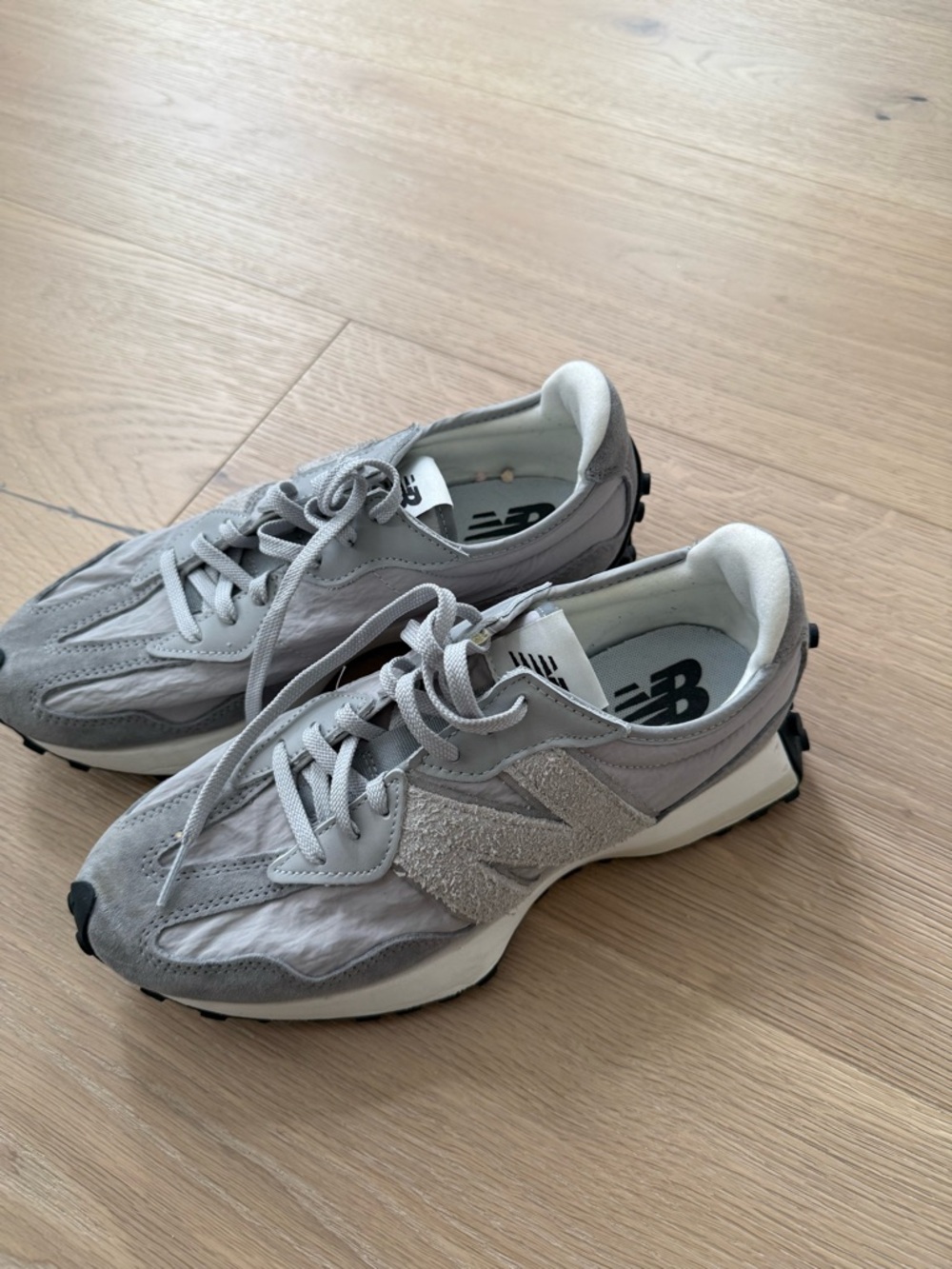 New Balance 327 Sneakers 327 Sneakers - Picture 3 of 5